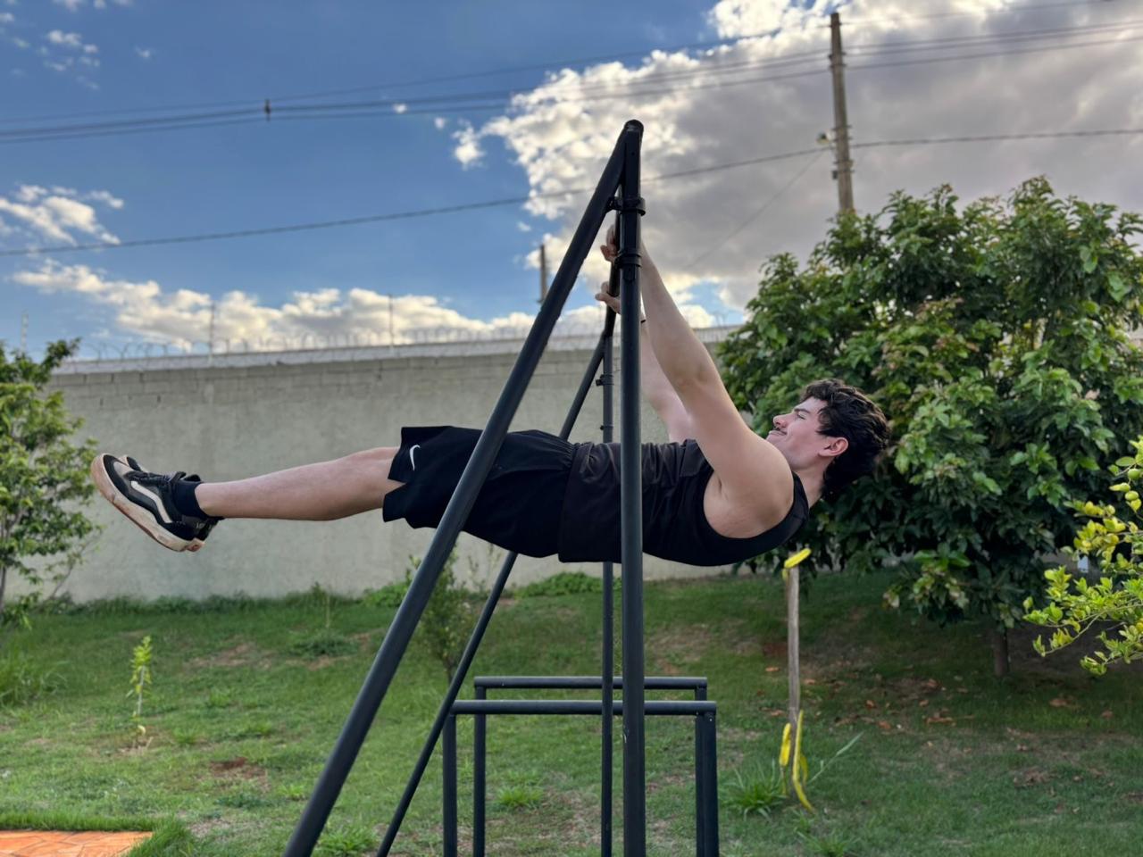 Aluno executando Lever